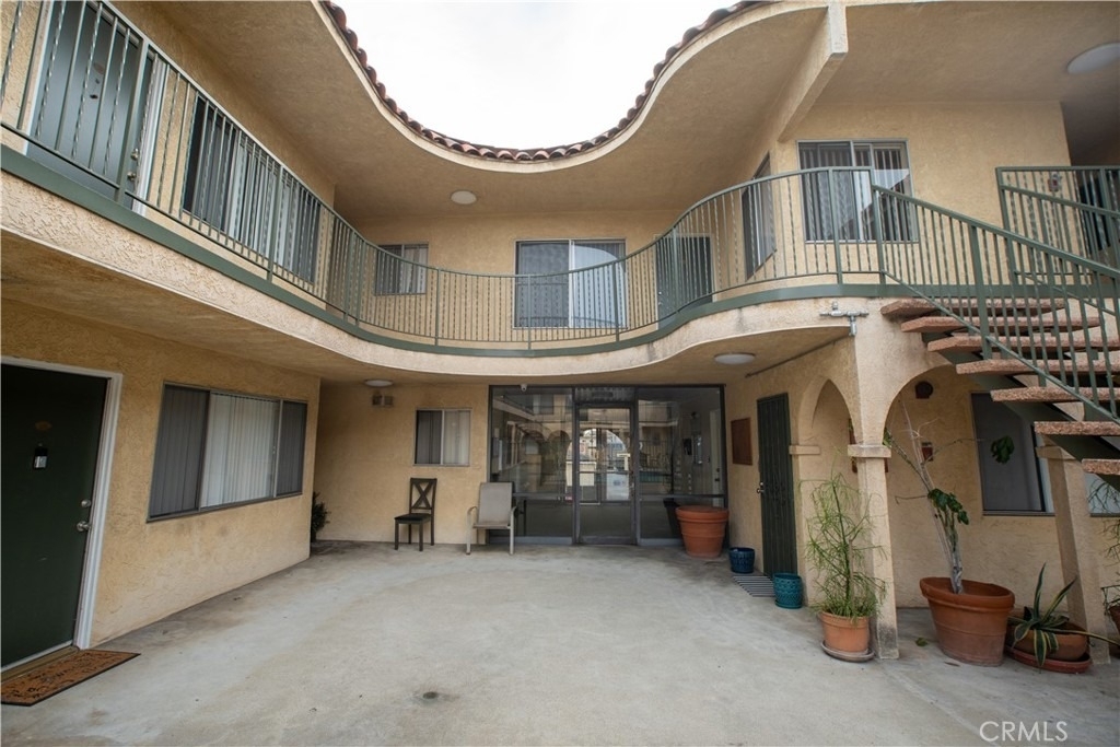 4015 W 137th Street - Photo 2