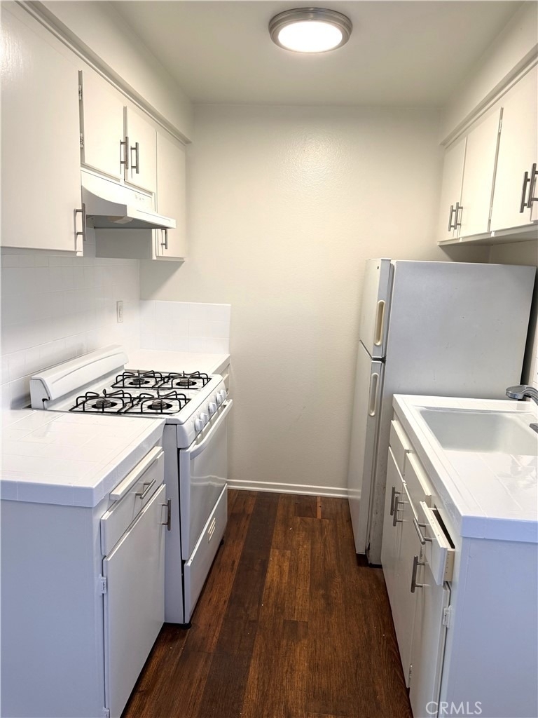 4015 W 137th Street - Photo 10