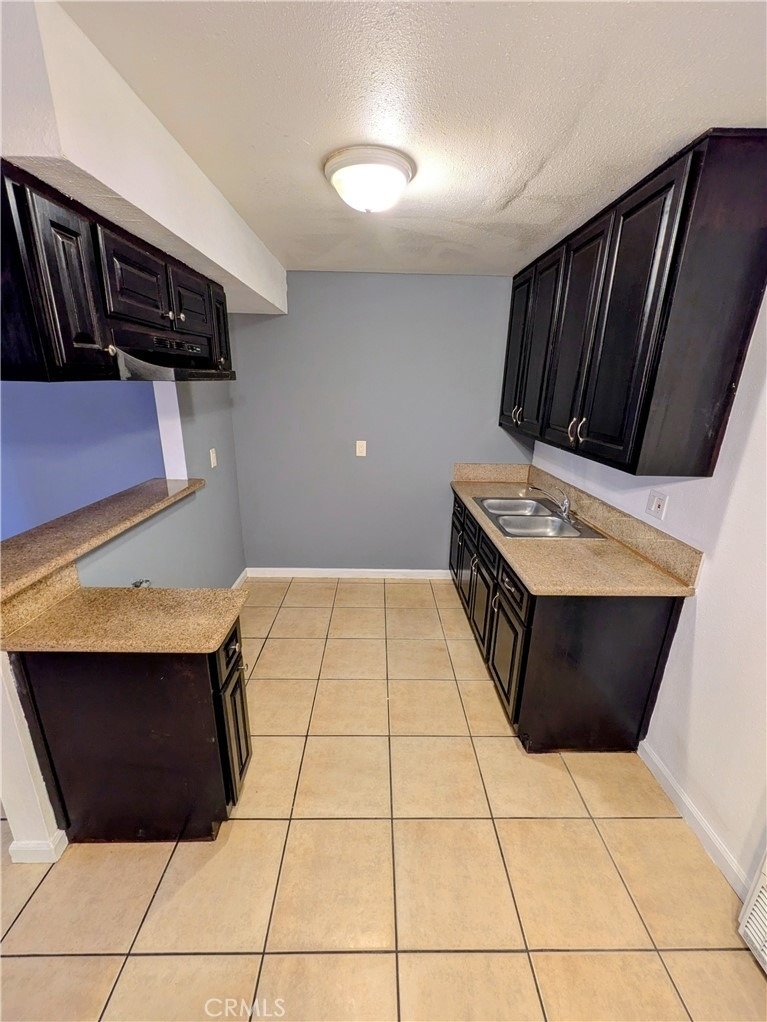 1708 Pine Avenue - Photo 2