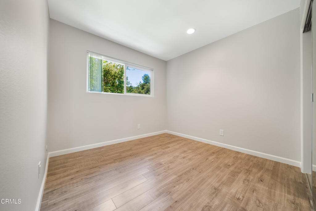 761 E Orange Grove Boulevard - Photo 10