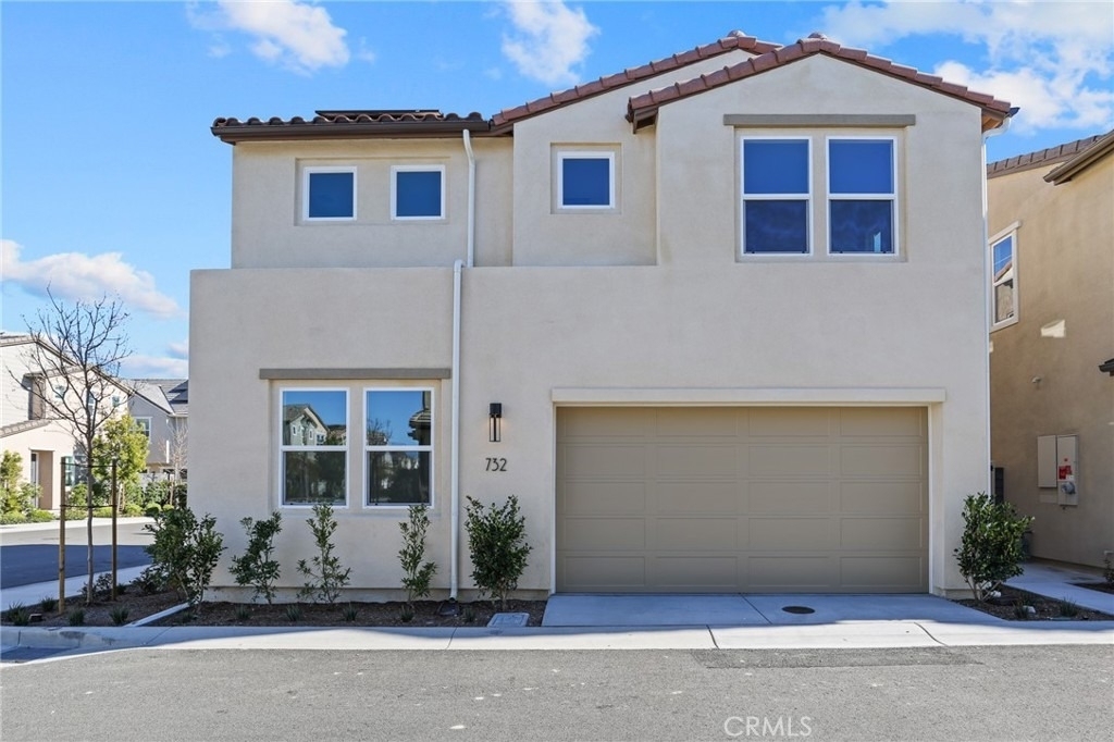 732 Jasper - Photo 1