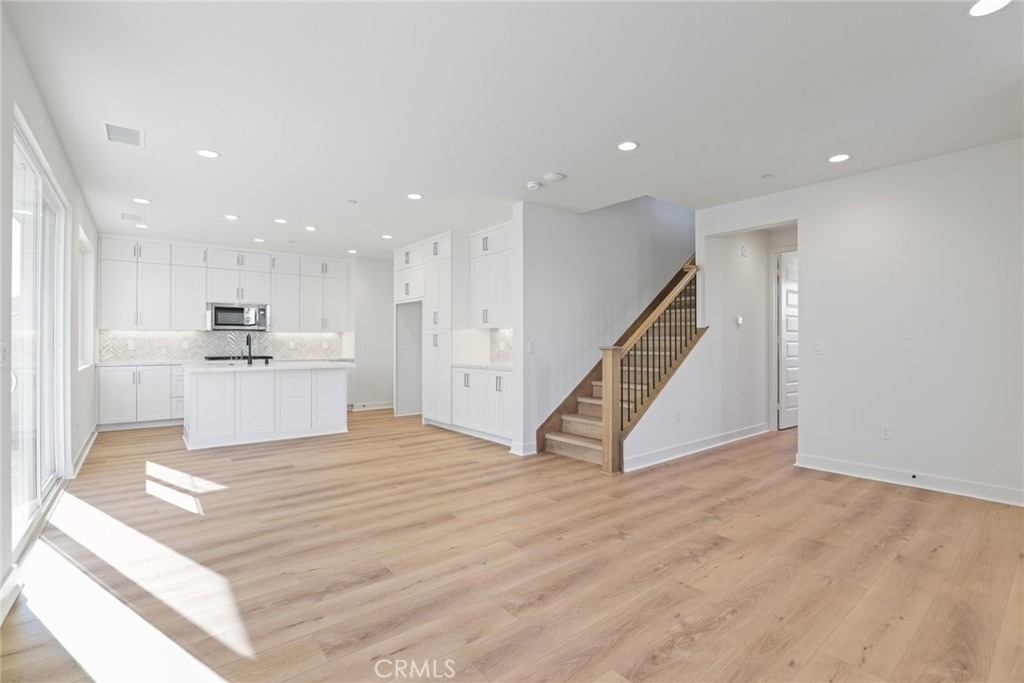 732 Jasper - Photo 3