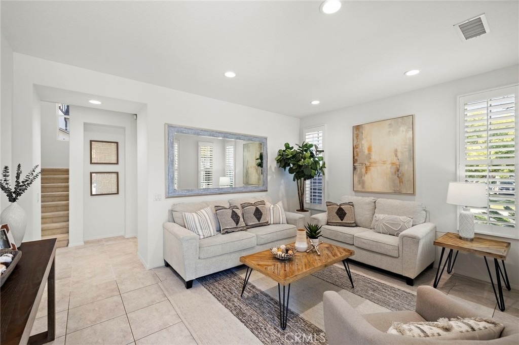 63 Tuberose St - Photo 2
