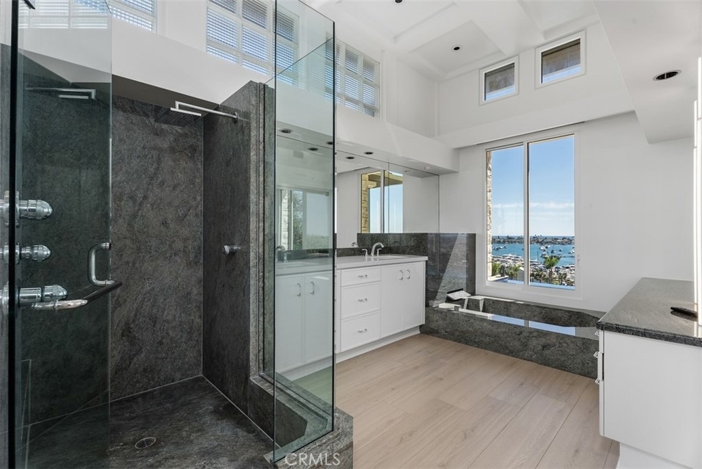 1535 Dolphin Terrace - Photo 14