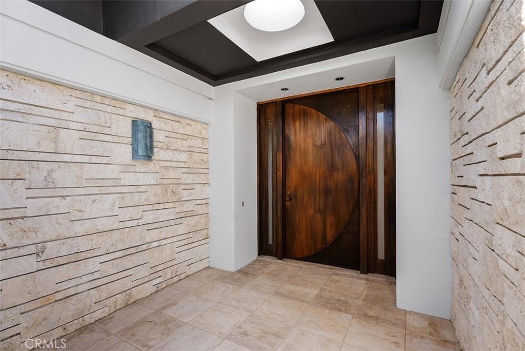 1535 Dolphin Terrace - Photo 21