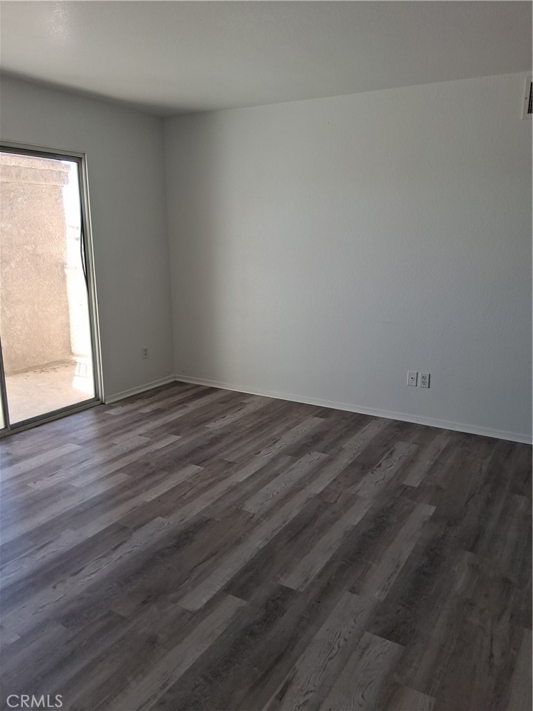1970 Clary Drive - Photo 3