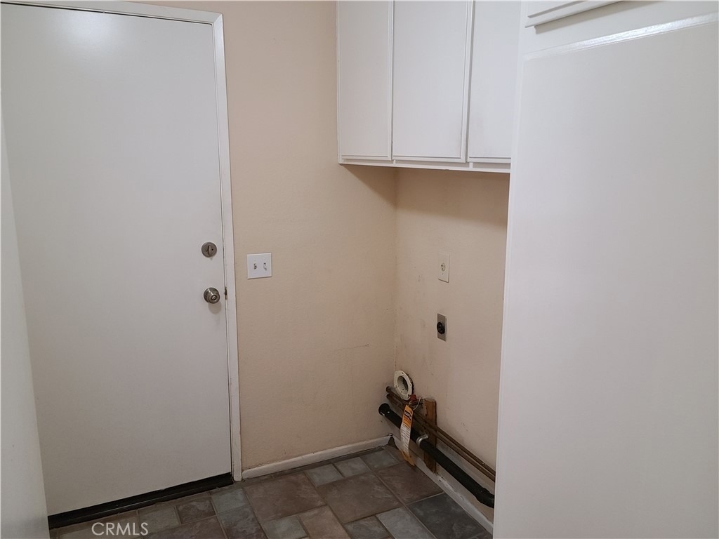 998 Ashford Circle - Photo 8