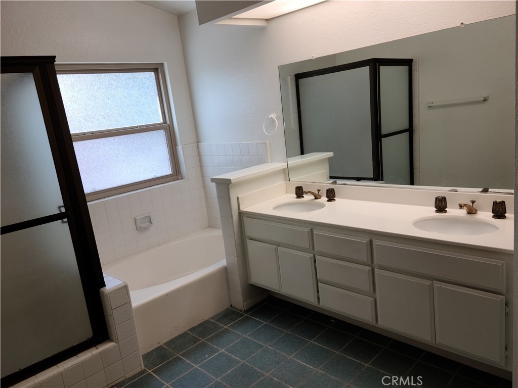 998 Ashford Circle - Photo 11