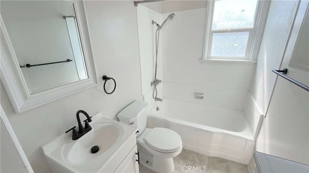 4123 Ocean View Blvd - Photo 7