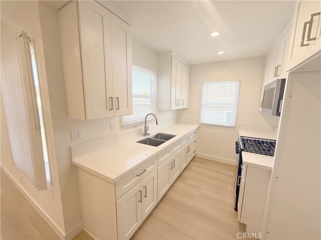 4123 Ocean View Blvd - Photo 5
