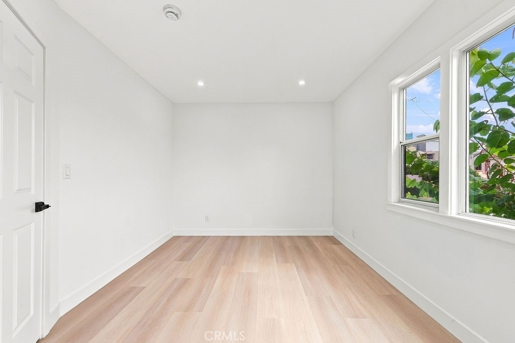1211 Cole Avenue - Photo 16