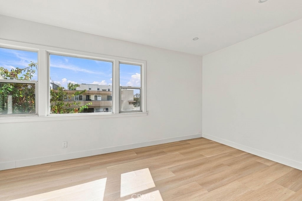 1205 Cole Avenue - Photo 14