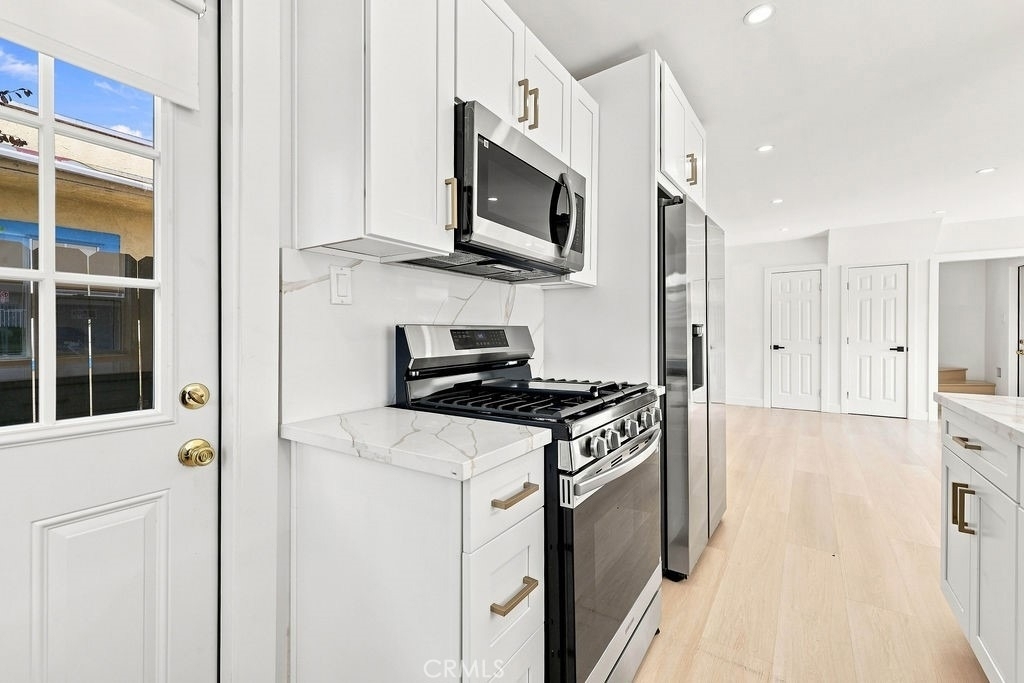 1205 Cole Avenue - Photo 8