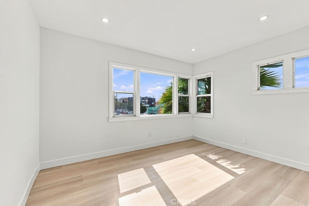 1205 Cole Avenue - Photo 17
