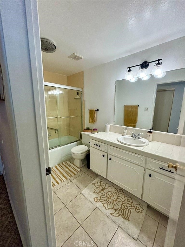 615 E Broadway - Photo 5