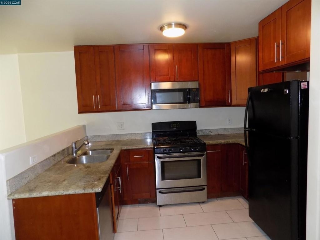 5114 Wall Ave - Photo 4
