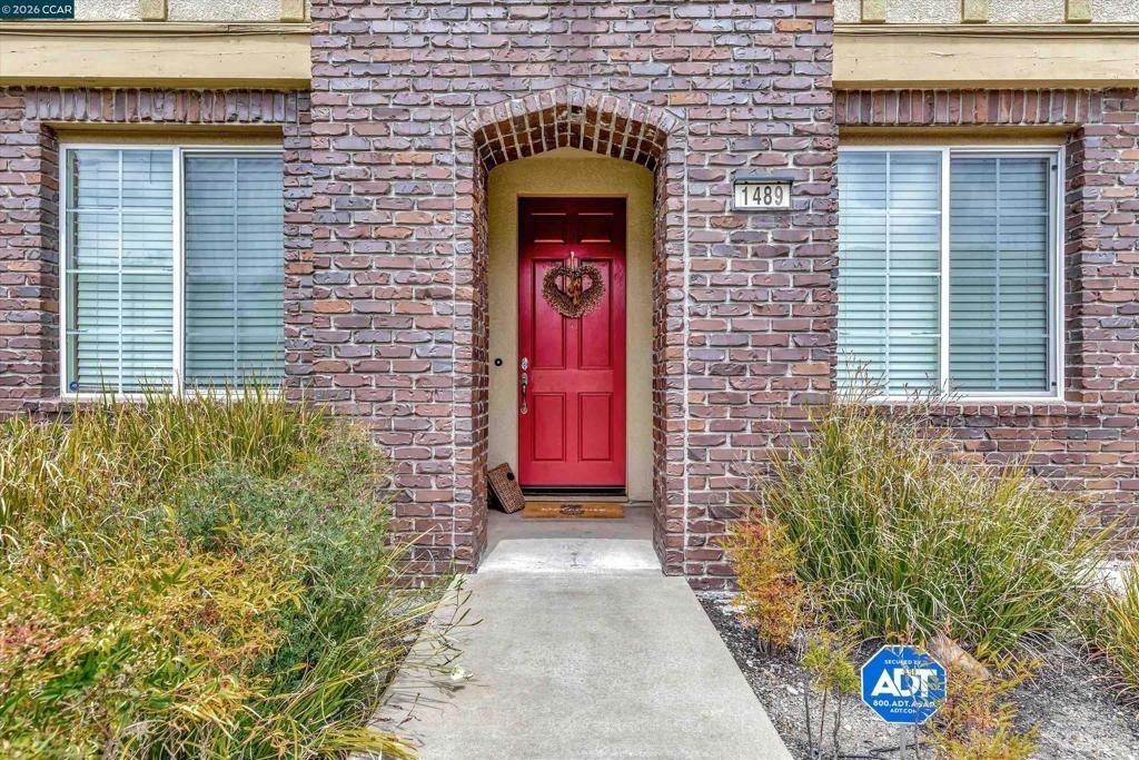 1489 Menton St - Photo 3