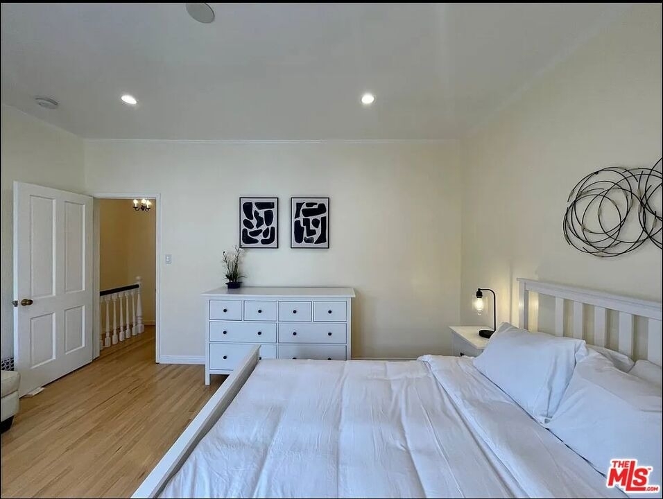 423 W Ocean Avenue - Photo 27