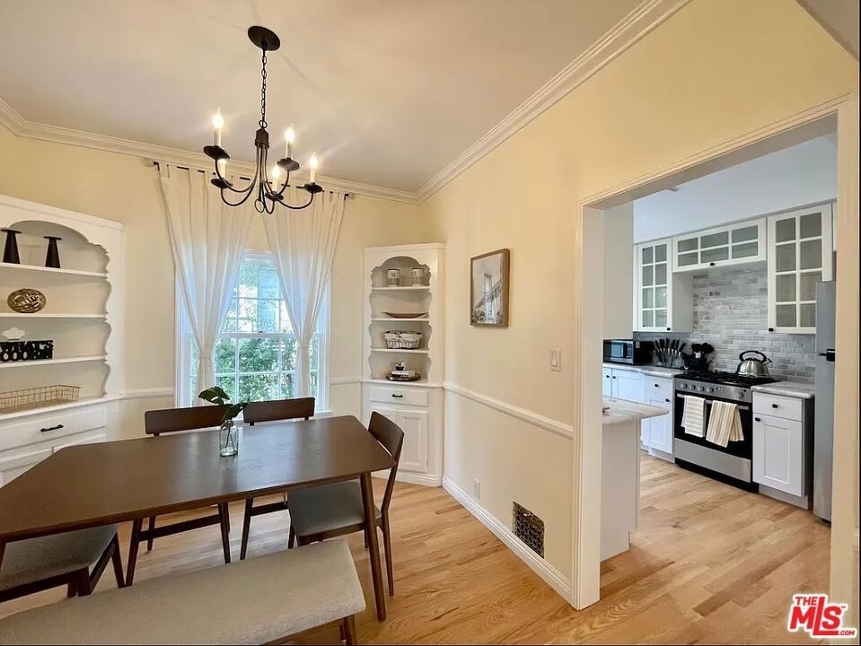 423 W Ocean Avenue - Photo 12