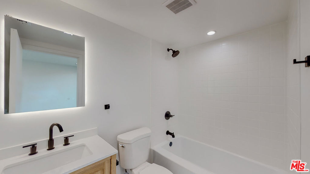 4462 Maplewood Avenue - Photo 31