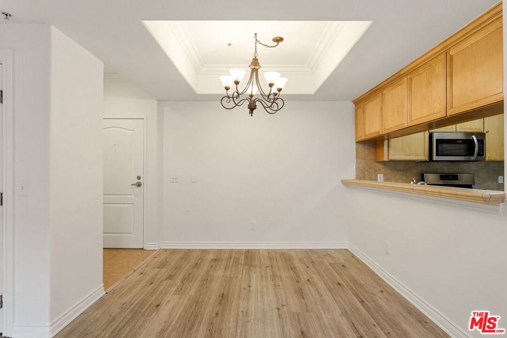 3328 Oakhurst Avenue - Photo 1