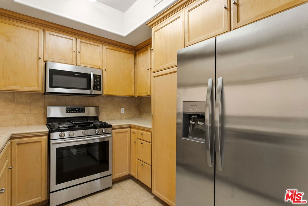 3328 Oakhurst Avenue - Photo 8