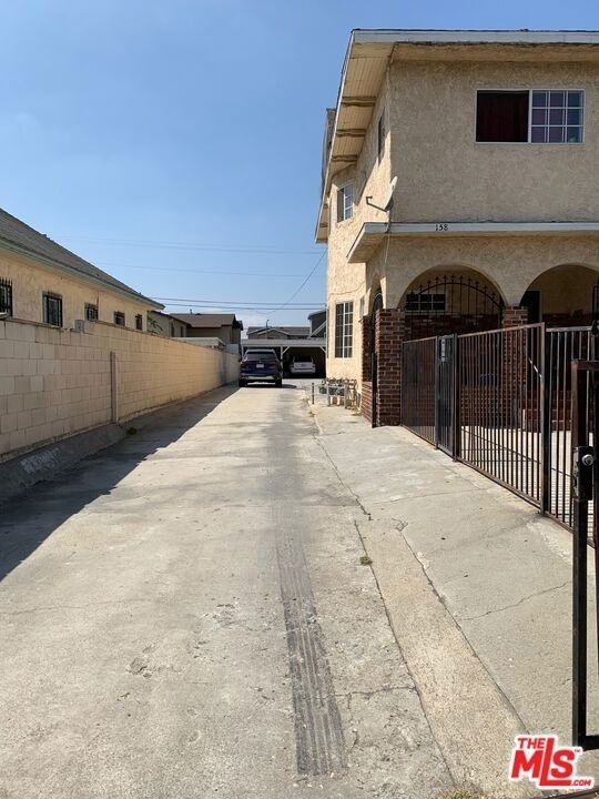 158 W Avenue 26 - Photo 1