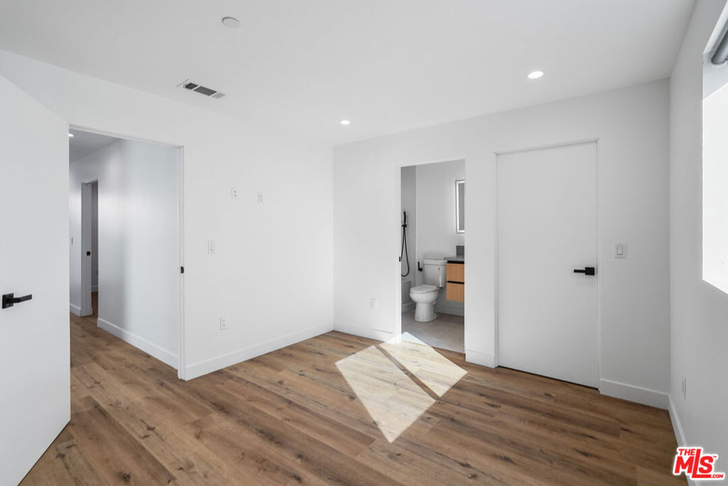 839 N Mccadden Pl - Photo 20