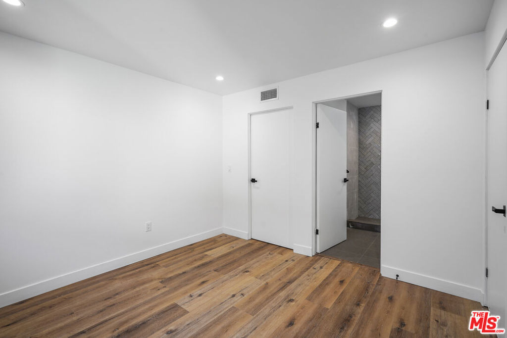 839 N Mccadden Pl - Photo 14