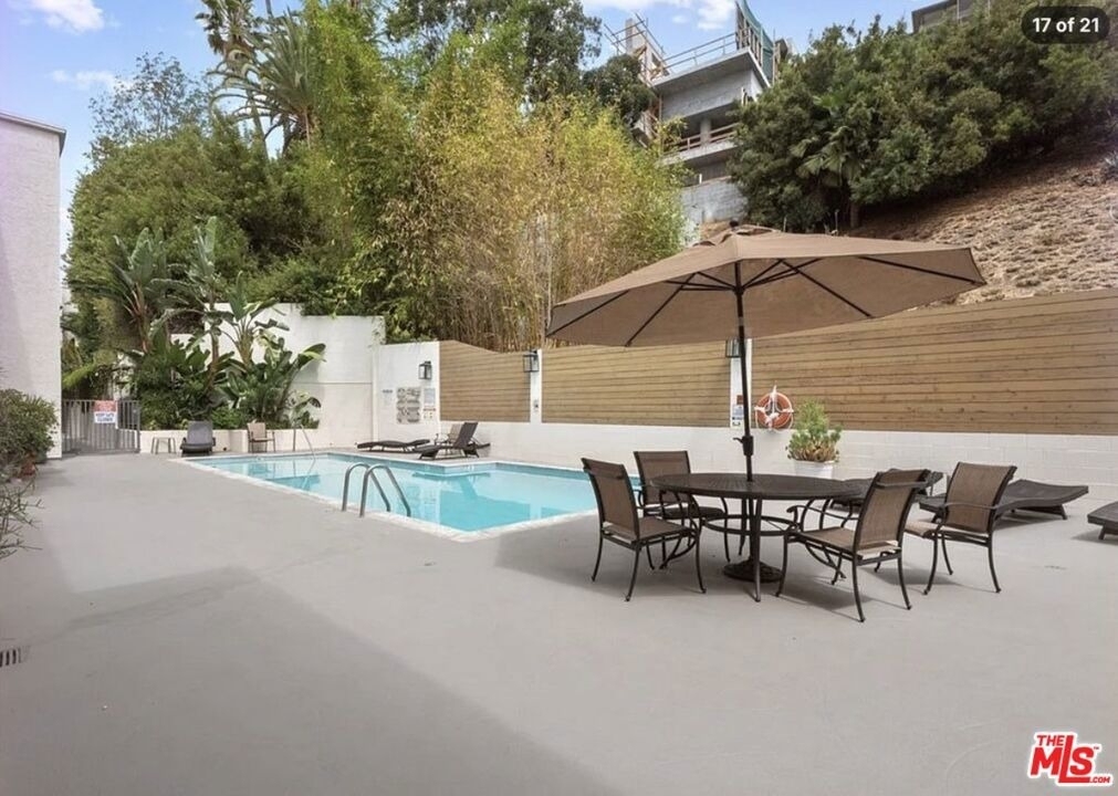 1230 Horn Avenue - Photo 7
