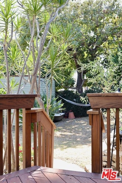 7620 Fountain - Photo 26