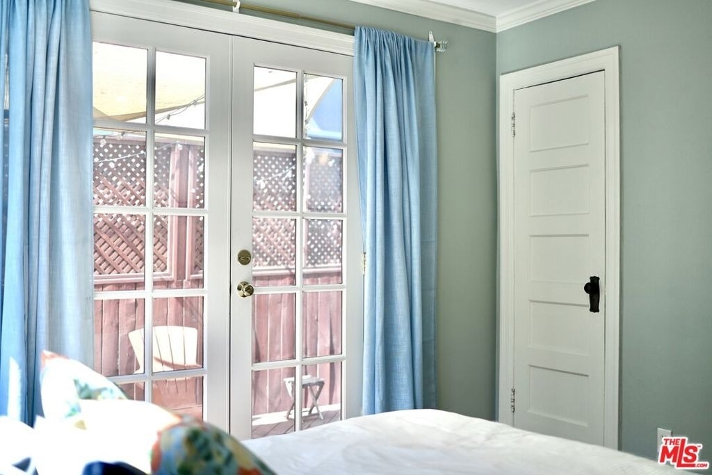 7620 Fountain - Photo 22