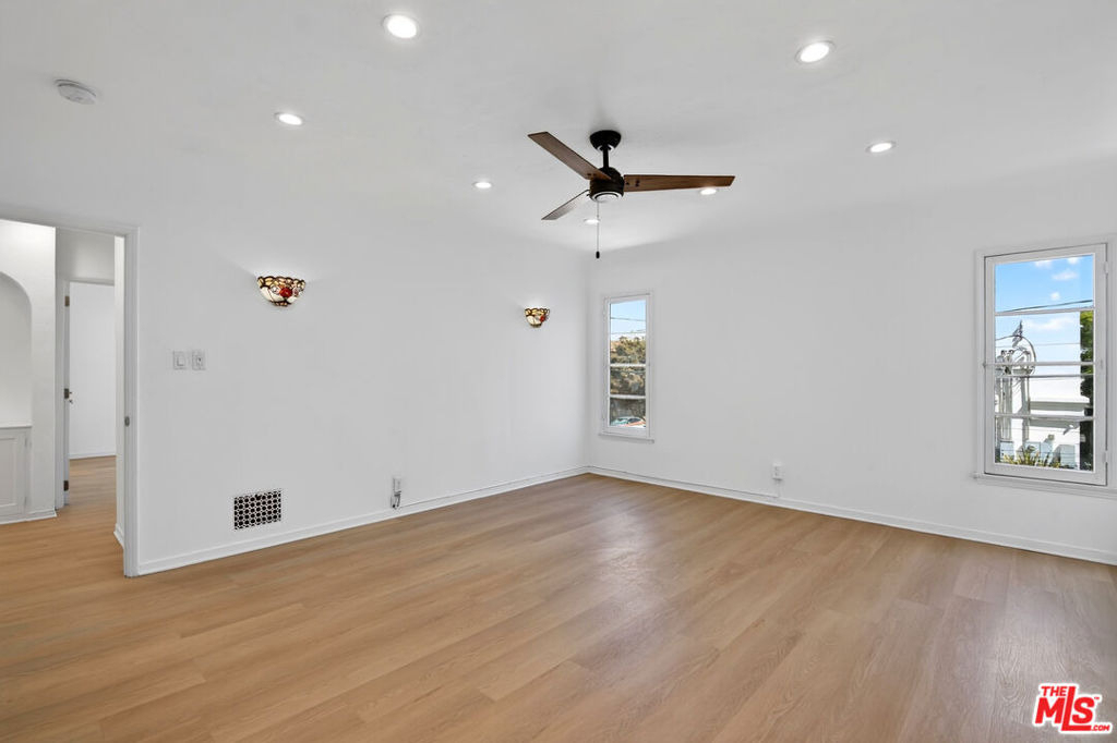 900 S Wooster Street - Photo 23