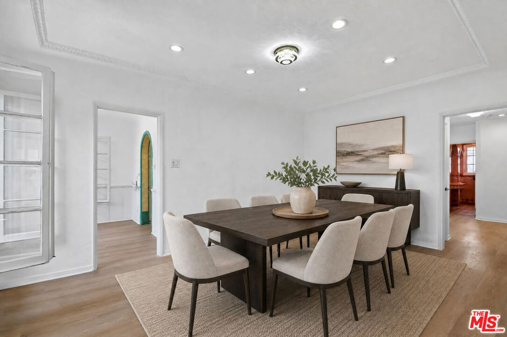 900 S Wooster Street - Photo 2
