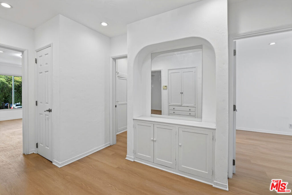 900 S Wooster Street - Photo 8
