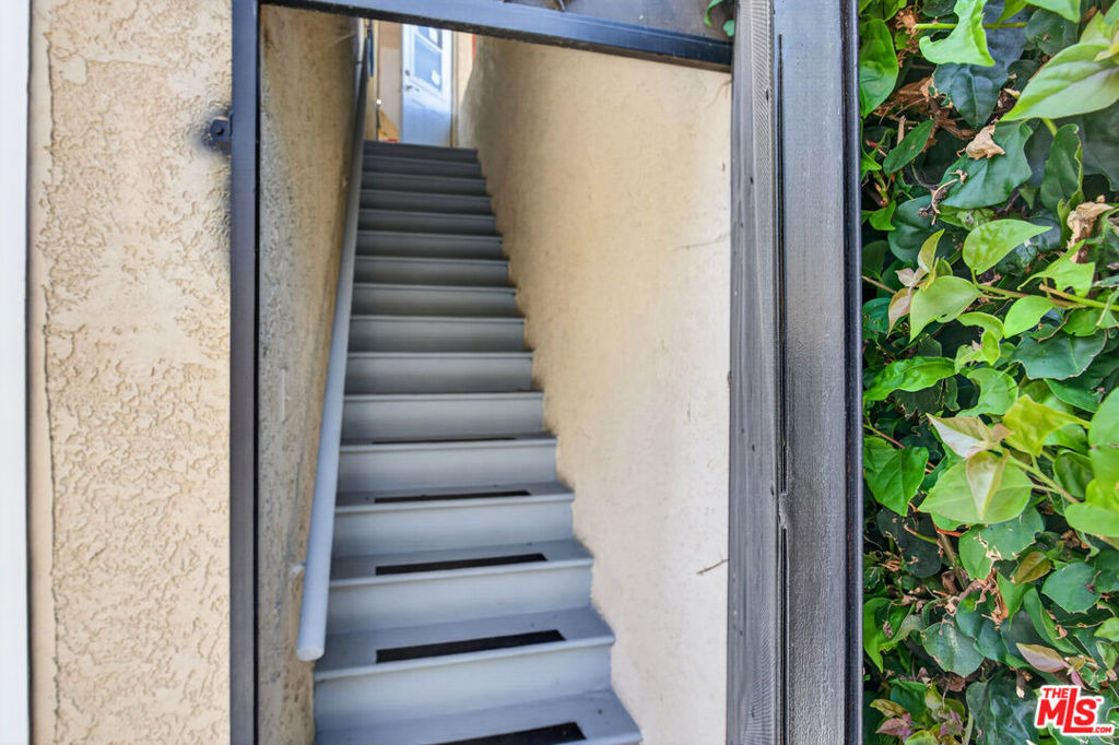 900 S Wooster Street - Photo 38