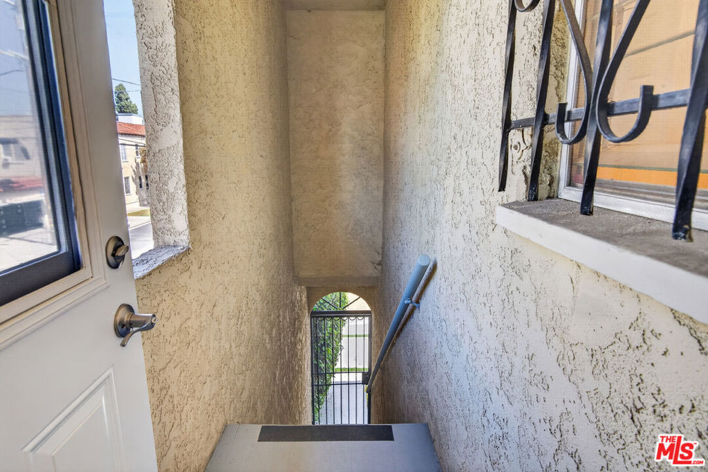 900 S Wooster Street - Photo 40