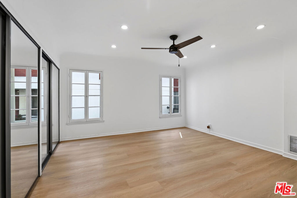 900 S Wooster Street - Photo 37
