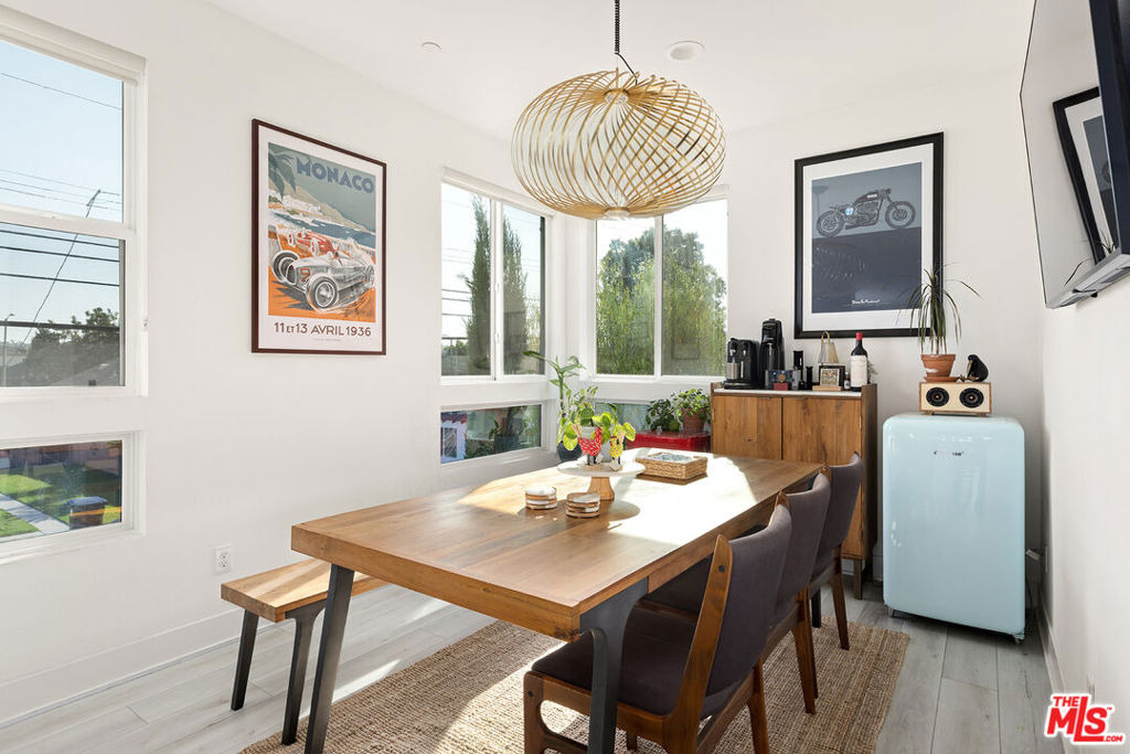 2931 Exposition Place - Photo 9