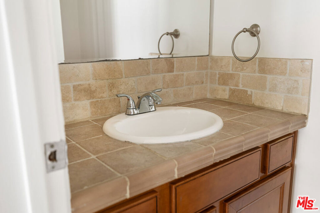 1000 S Westgate Avenue - Photo 11