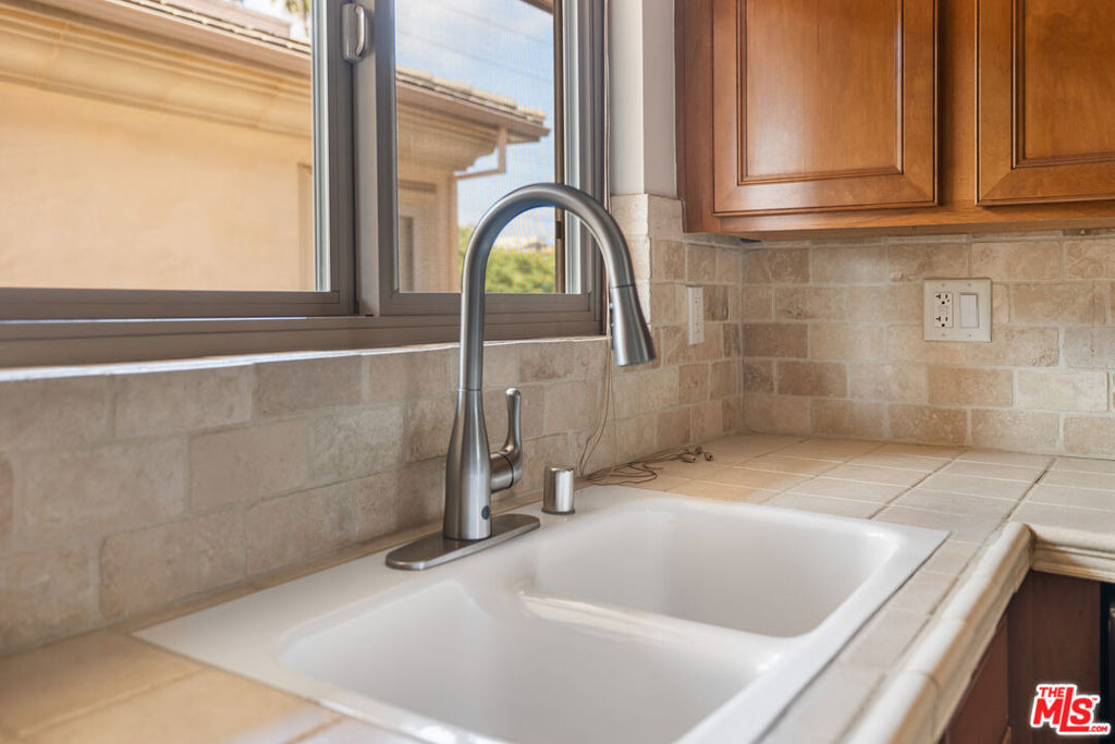 1000 S Westgate Avenue - Photo 15