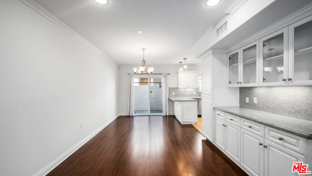 1529 S Beverly Drive - Photo 9