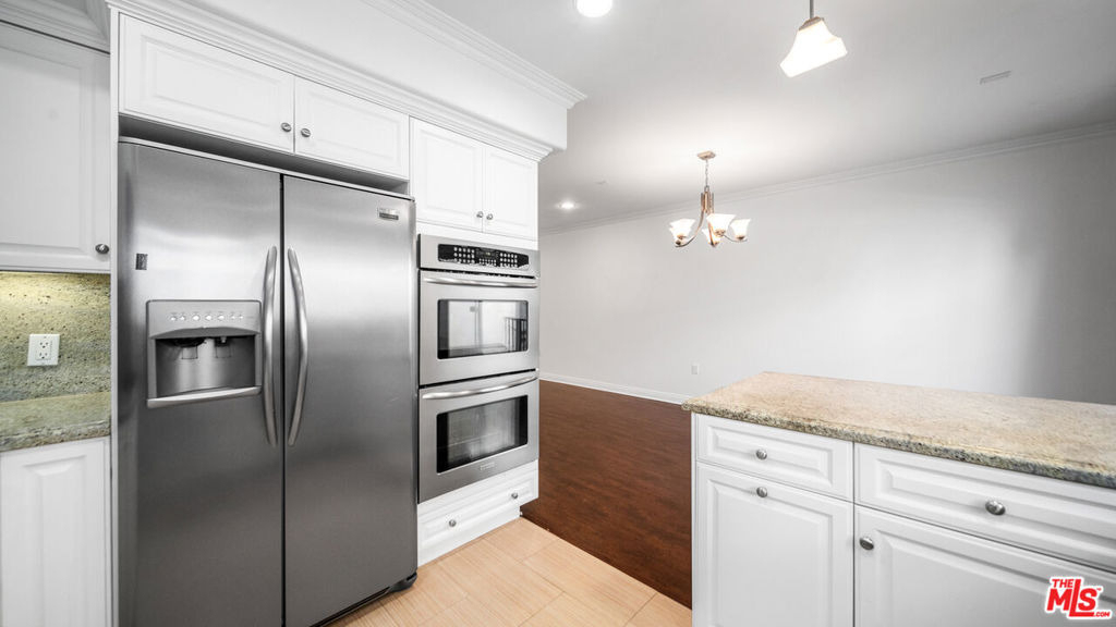 1529 S Beverly Drive - Photo 8