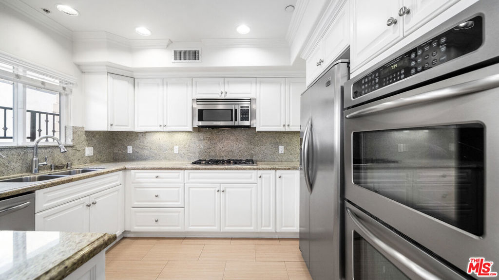 1529 S Beverly Drive - Photo 7