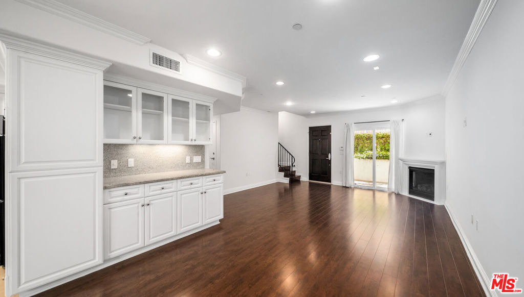 1529 S Beverly Drive - Photo 3