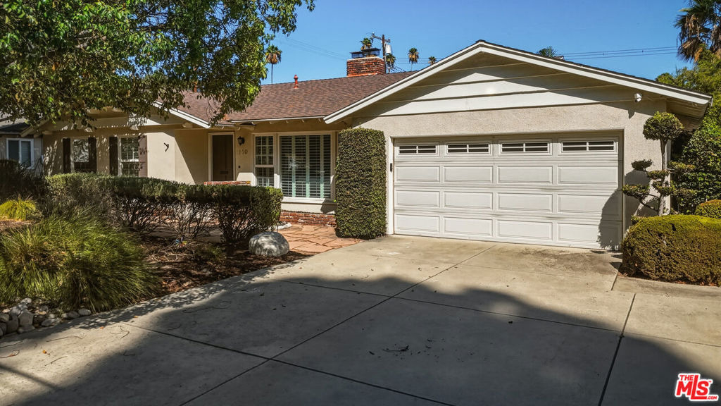 110 S Elwood Avenue - Photo 3