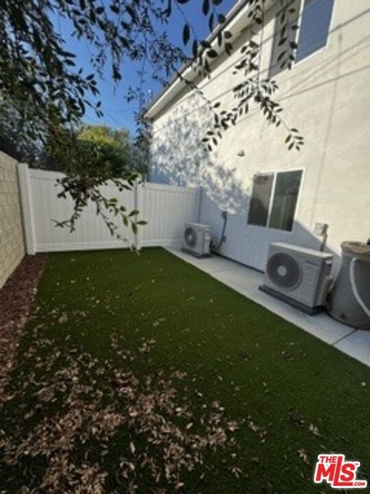 3212 1/2 Glenhurst Avenue - Photo 29