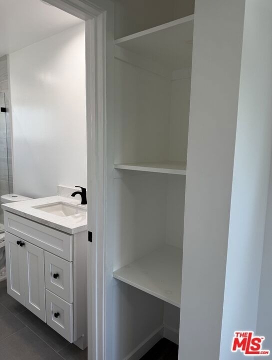 3212 1/2 Glenhurst Avenue - Photo 18