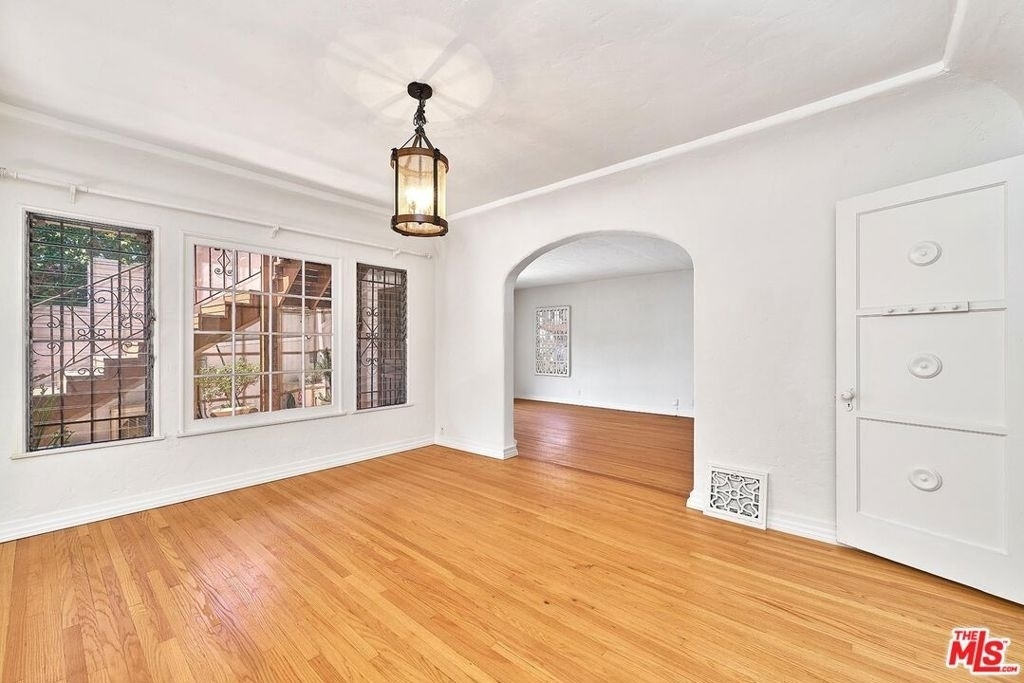 918 S Stanley Avenue - Photo 5