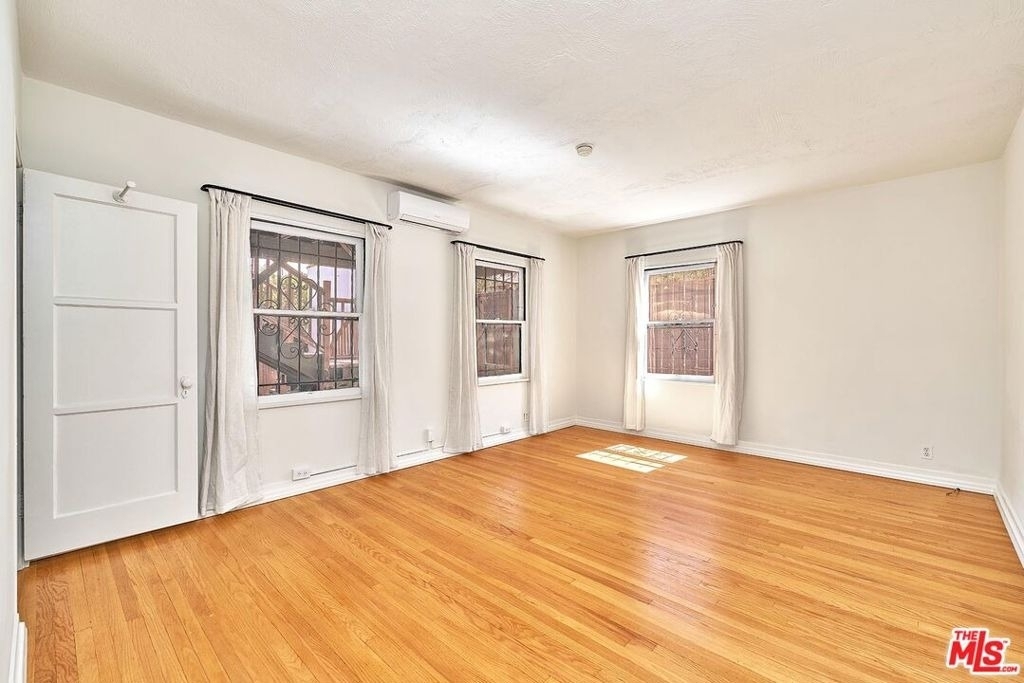 918 S Stanley Avenue - Photo 16